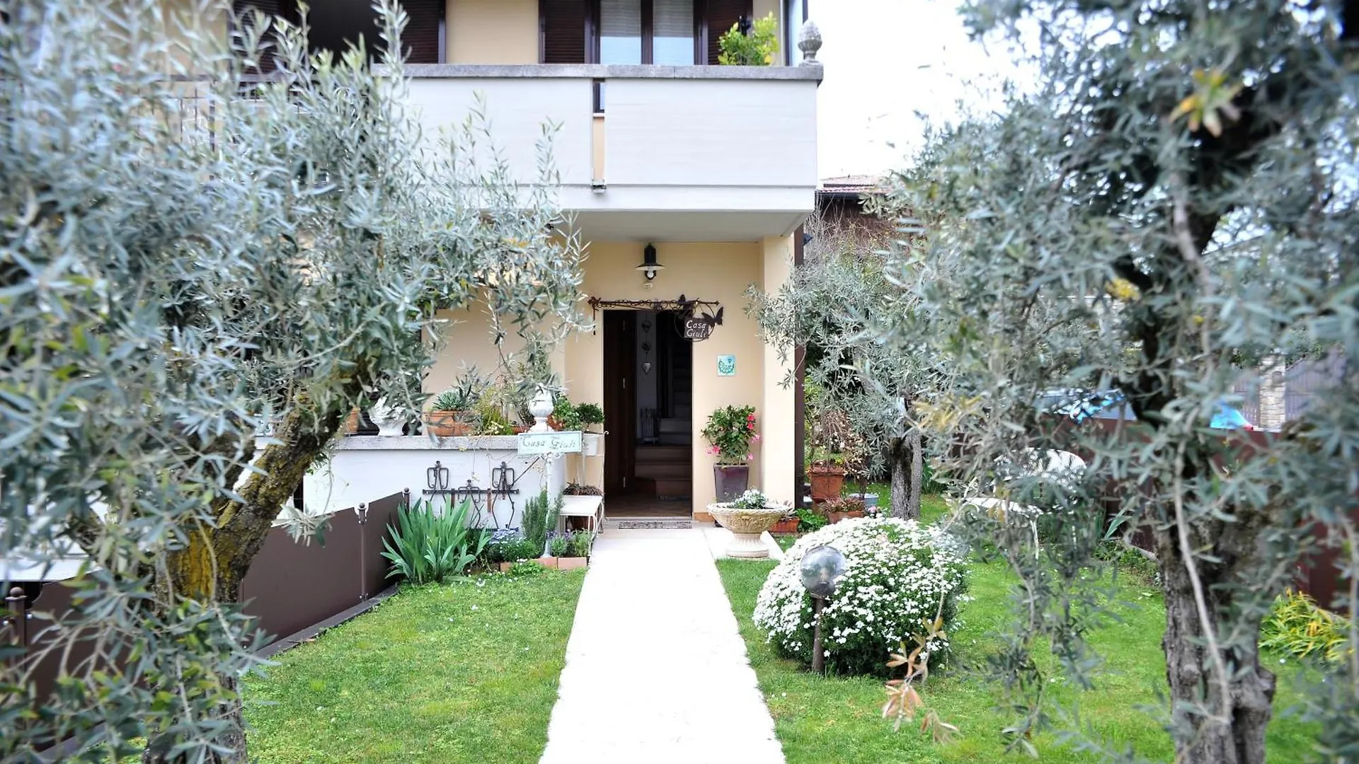 Casa Giuli Hotel Manerba del Garda Italy